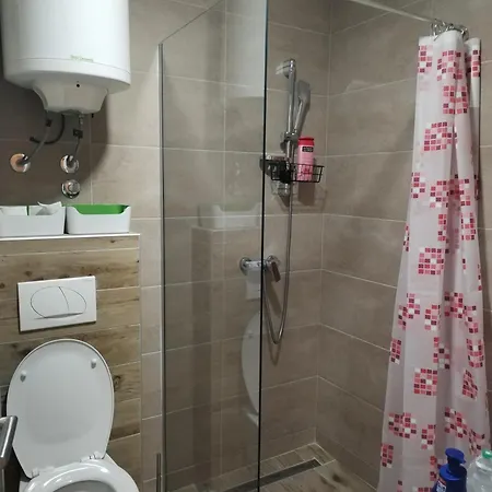 N Lux 95 Milmari Apartment